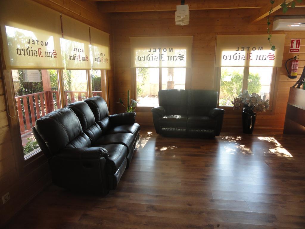 Motel San Isidro Villarrubio Dış mekan fotoğraf